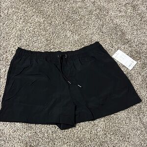 Athleta Black Midday Shorts